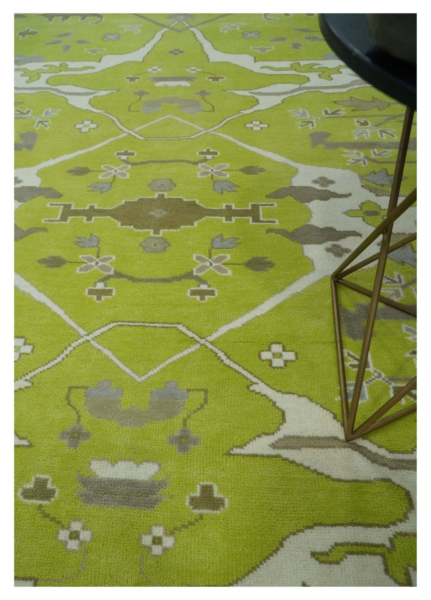 Green and Ivory Hand knotted Oriental Oushak Multi Size wool Area Rug