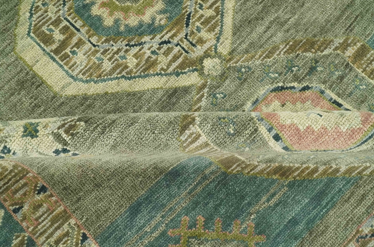 Green and Teal Traditional Hand Knotted Multi Size wool area rug