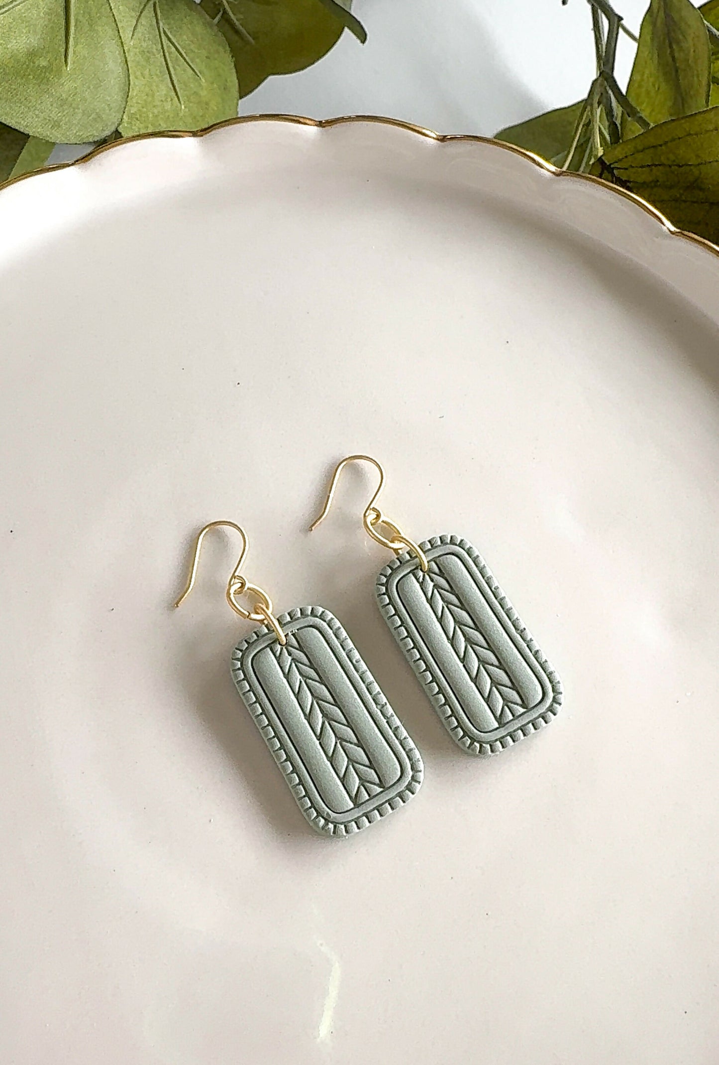 Viv Clay Earring