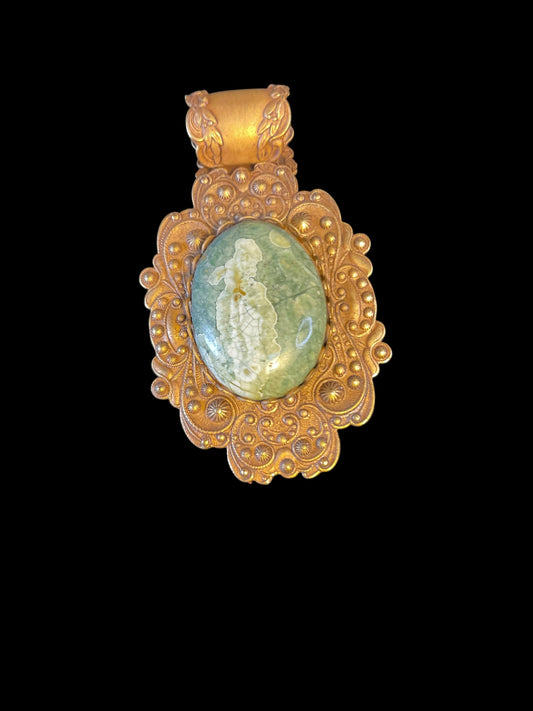 Vintage 1970s Statement Pendant – Gold Tone Ornate Setting w/ Natural Jasper Cabochon
