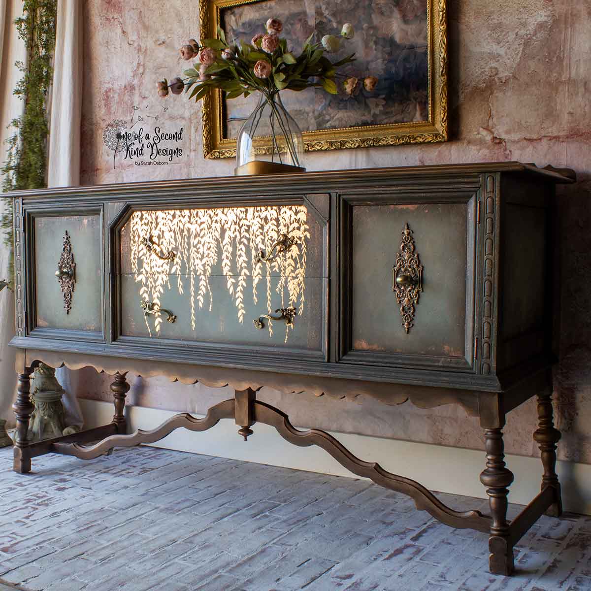 DECOR POLY – Luxe Ornamenta