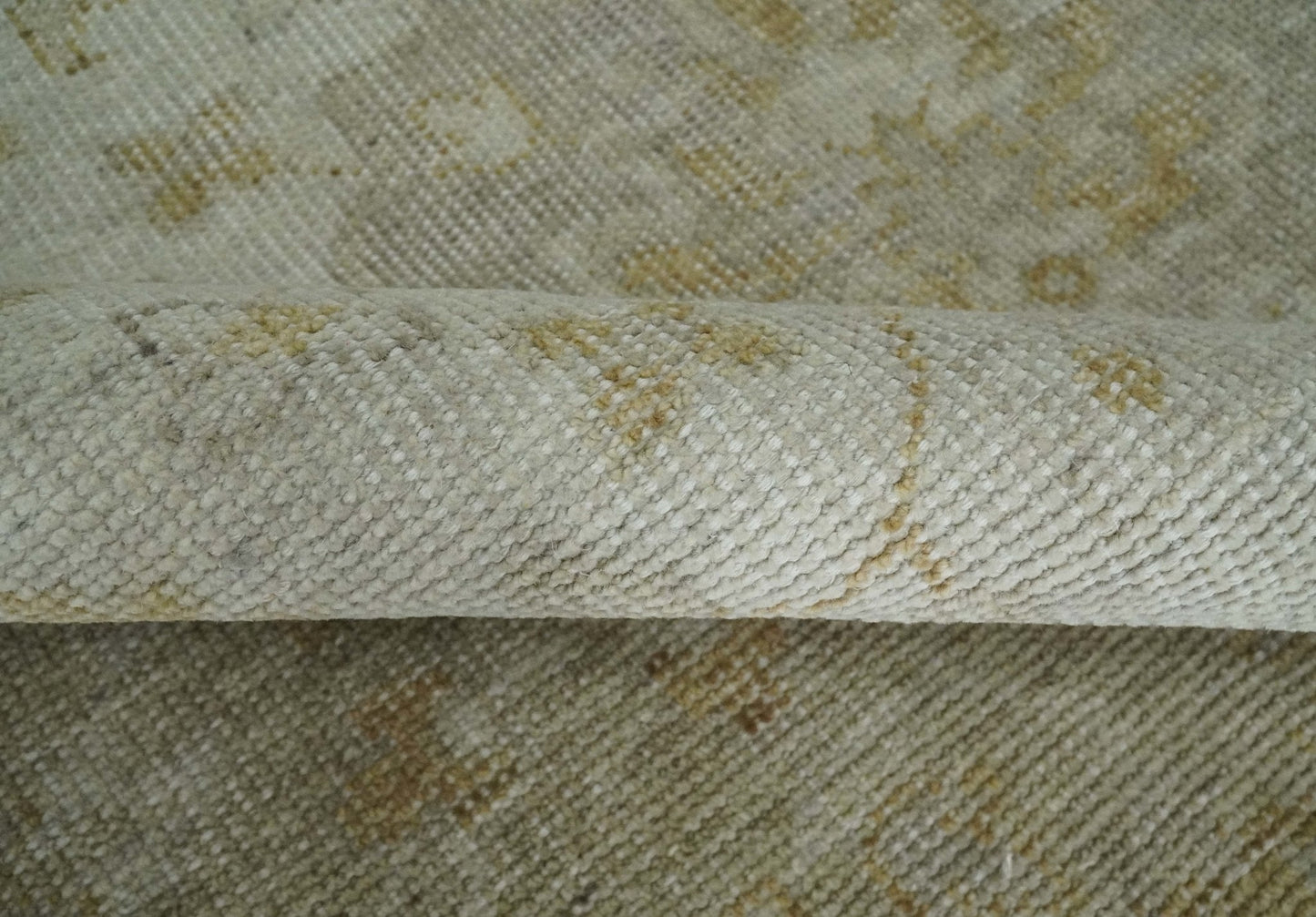 Ivory and Brown distressed finished Traditional Floral Low Pile Multi Size wool Area Rug