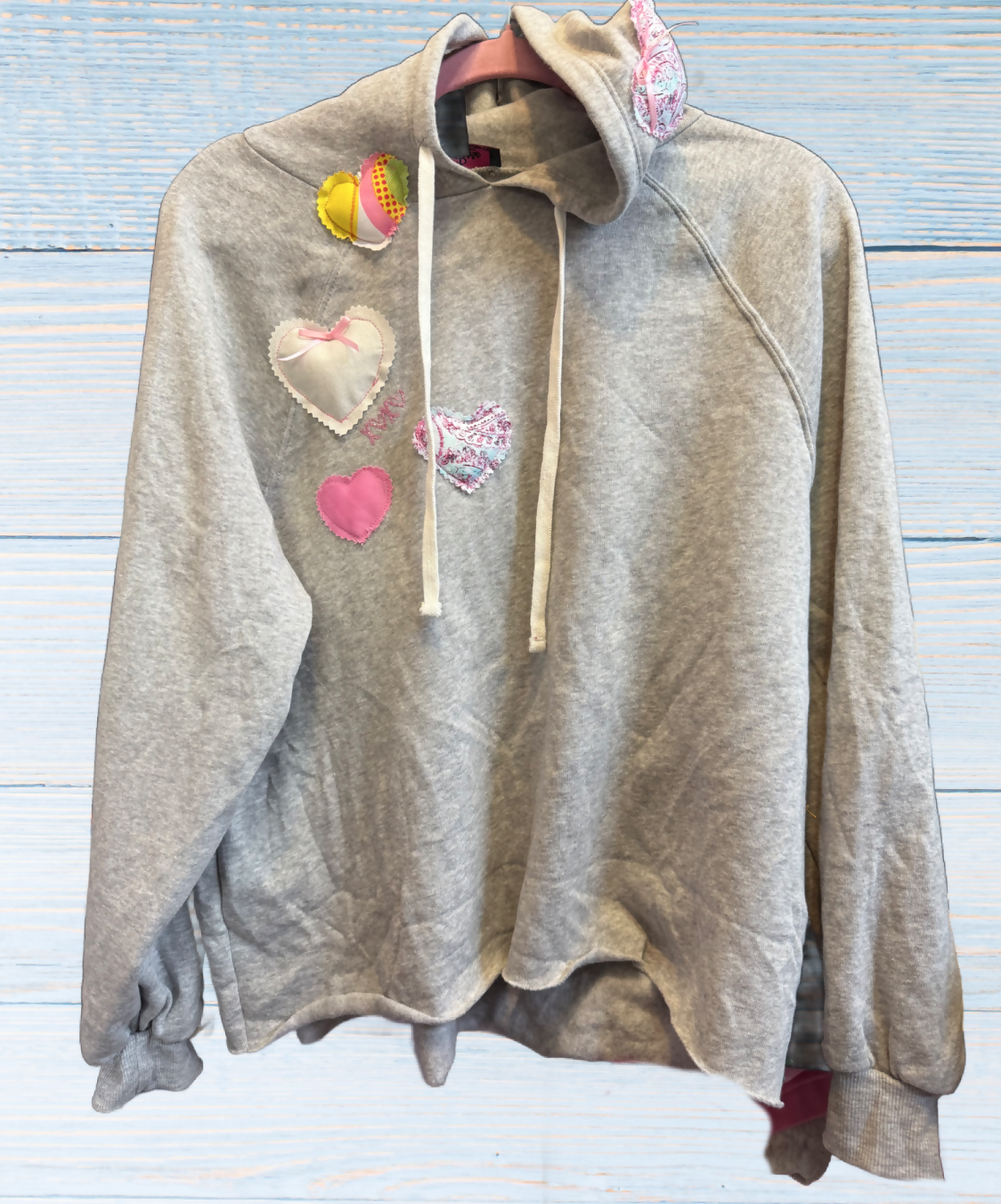 Puffy Hearts V-day Sweatshirt Medium
