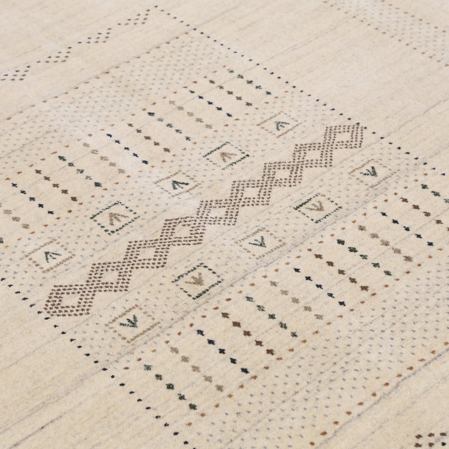 Beige Gabbeh Design Hand Loomed Wool Area Rug
