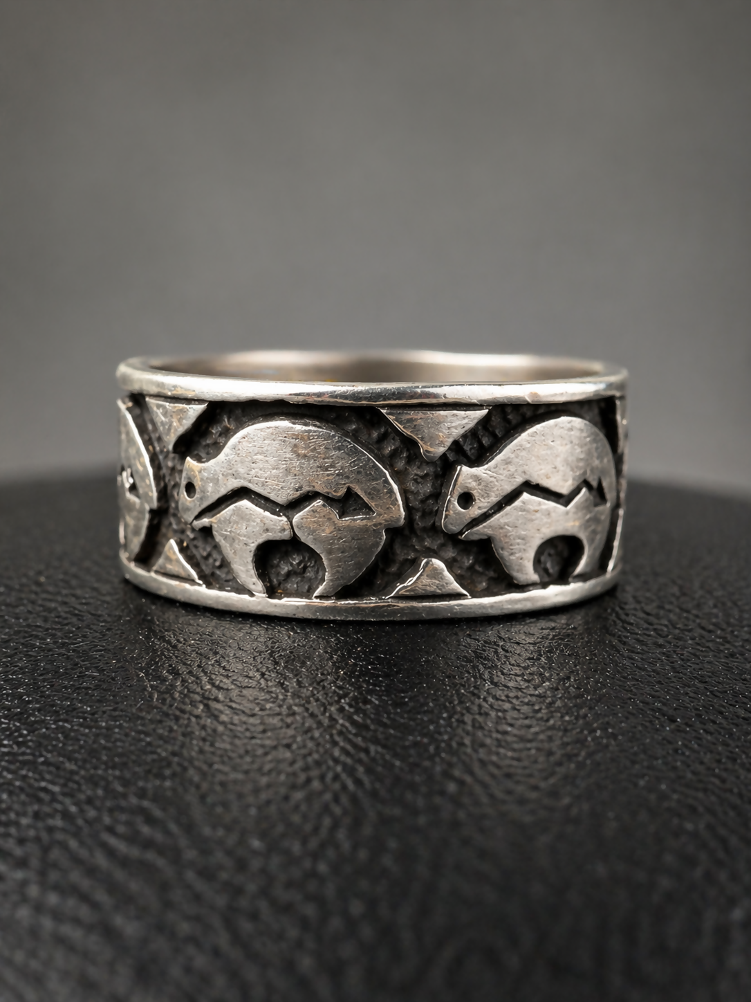 Vintage Sterling “Spirit Bear” Silver Ring size 7