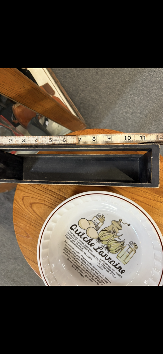 Black painted Plate box