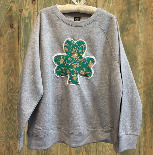 Shamrock Sweatshirt size XXL