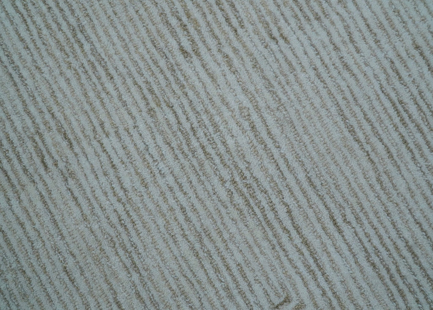 Zoha Custom Made Modern Style White And Beige Wool Rug